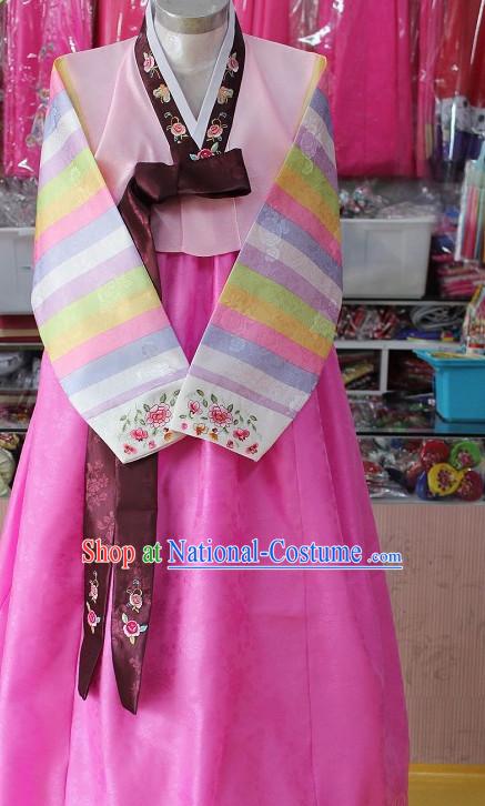 Traditional Korean Hanboks for Women