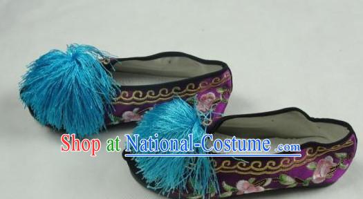 Chinese Beijing Opera Embroidered Shoes for Artists