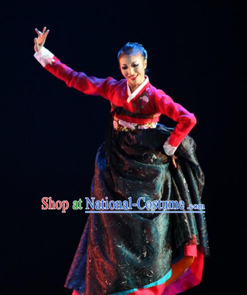 Traditional Korean Dance Costumes for Women