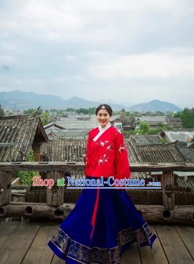 Chinese Ming Dynasty Clothes for Women