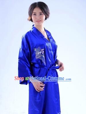 Kimono Japanese Traditional Clothes Stage Show Wafuku Aristolochia ringens Tomesode Blue