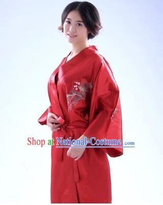 Kimono Japanese Traditional Clothes Stage Show Wafuku Aristolochia ringens Tomesode Claret