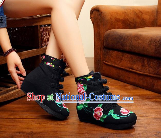 Traditional Chinese Folk Dance Shoes, China Female Embroidered Shoes, Chinese Minority Nationality Embroidery Ankle Boots for Women