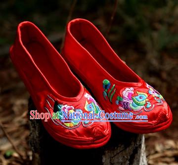 Chinese Handmade Embroidered Shoes Wedding Shoes Kung Fu Wushu Shoes Womens Shoes Opera Shoes Hanfu Shoes Dance Shoes