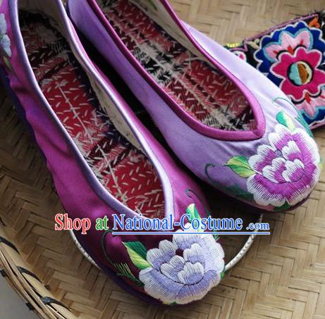 Chinese Handmade Embroidered Shoes Wedding Shoes Kung Fu Wushu Shoes Womens Shoes Opera Shoes Hanfu Shoes Dance Shoes