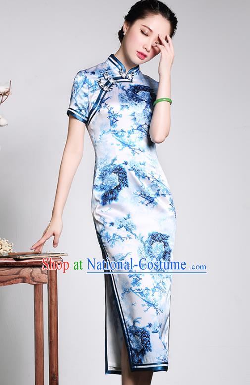 Traditional Ancient Chinese Young Lady Blue and White Porcelain Silk Cheongsam, Republic of China Qipao Tang Suit Dress for Women