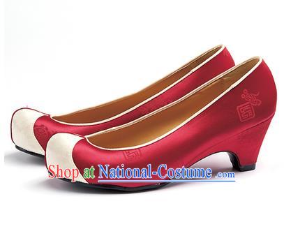 Traditional Korean National Wedding Red Embroidered Shoes, Asian Korean Hanbok Bride Embroidery Satin High-heeled Shoes for Women