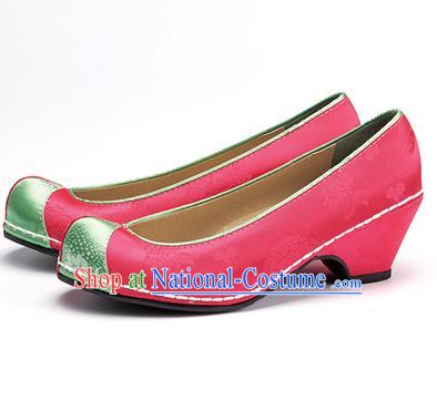 Traditional Korean National Wedding Embroidered Shoes, Asian Korean Hanbok Bride Embroidery Pink Satin Block Heels Shoes for Women