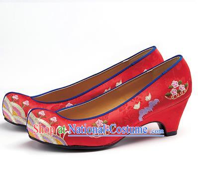 Traditional Korean National Wedding Shoes Embroidered Shoes, Asian Korean Hanbok Embroidery Red High-heeled Court Shoes for Women