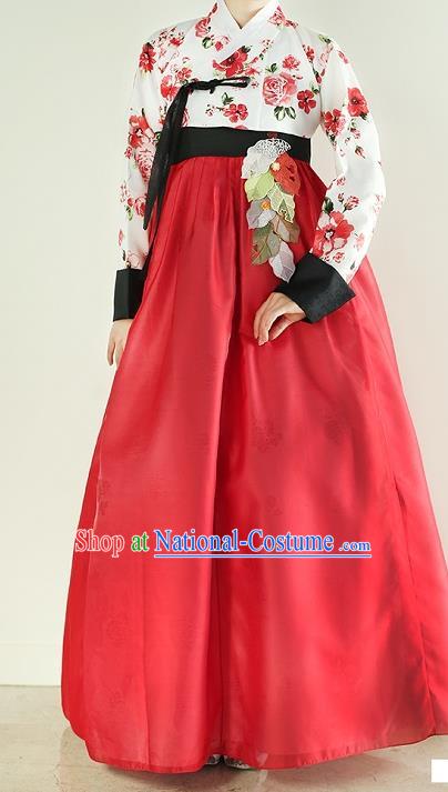 Asian Korean National Handmade Wedding Clothing Palace Bride Hanbok Costume Embroidered White Blouse and Red Dress for Women