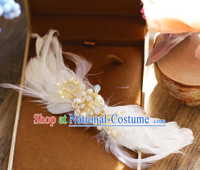 Chinese Traditional Bride Hair Accessories Baroque Princess Wedding White Feather Pearls Hair Stick for Women