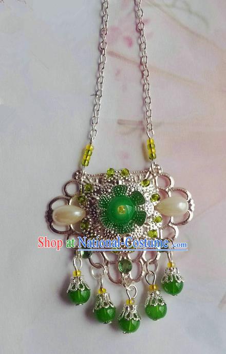 Traditional Handmade Chinese Ancient Classical Accessories Necklace Green Pearl Longevity Lock for Women