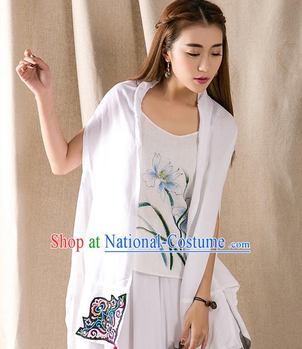 Traditional Ancient Chinese National Costume, Elegant Hanfu Embroidery White Cappa, China Tang Suit Cape, Upper Outer Garment Tippet Clothing for Women