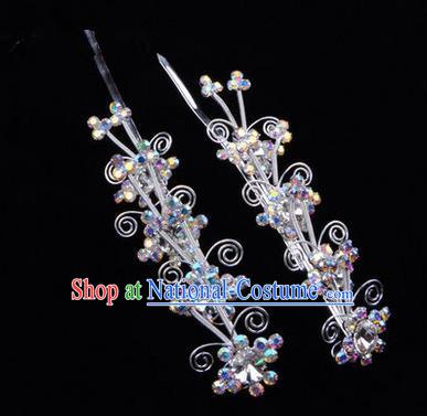 Chinese Ancient Peking Opera Hair Accessories Young Lady Diva Butterfly Head Ornaments, Traditional Chinese Beijing Opera Hua Tan Colorful Crystal White Hairpins