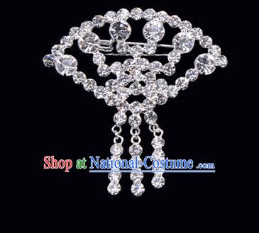 Chinese Ancient Peking Opera Jewelry Accessories Young Lady Diva Sector Brooch Collar Button, Traditional Chinese Beijing Opera Hua Tan White Crystal Breastpin