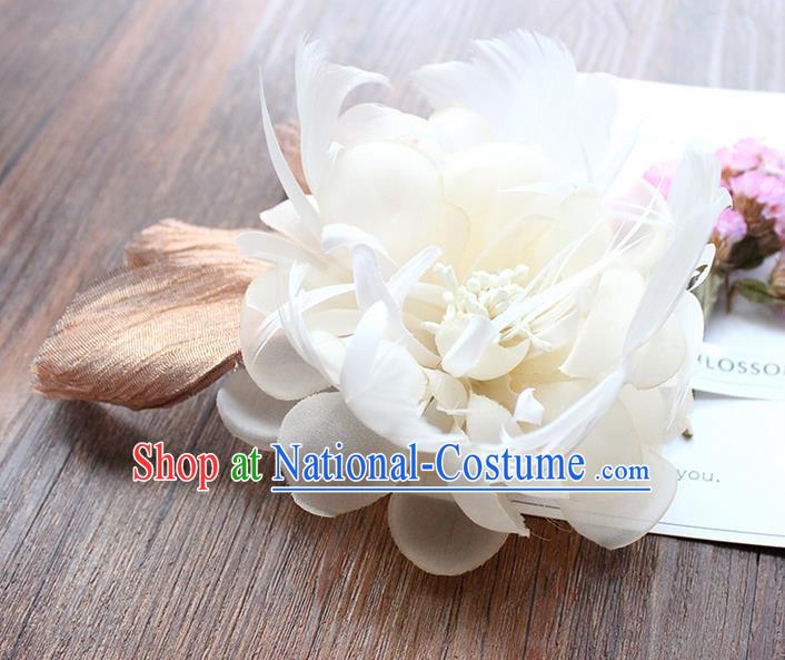 Top Grade Handmade Wedding Bride Hair Accessories Headwear, Traditional Princess Baroque Feather White Flower Hairpin Wedding Headpiece for Women