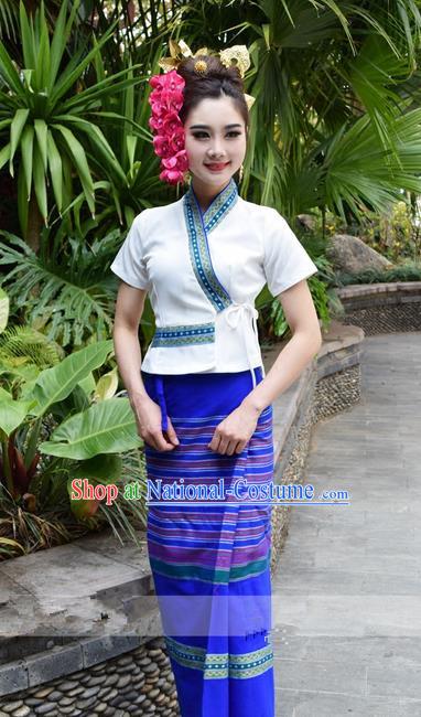 Traditional Traditional Thailand Princess Clothing, Southeast Asia Thai Ancient Costumes Dai Nationality Blue Sari Dress for Women