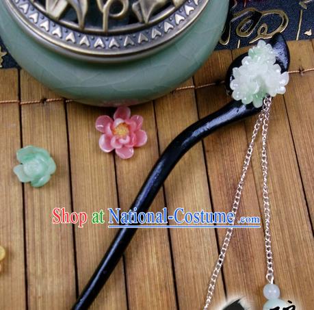 Traditional Handmade Chinese Ancient Classical Hair Accessories Ebony Hairpins, Princess Green Flower Tassel Step Shake Headpiece for Women