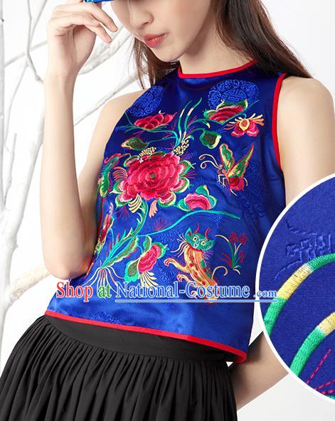 Traditional Ancient Chinese National Costume, Elegant Hanfu Bellyband Shirt, China Tang Suit Embroidery Undergarment Blouse Blue Camisole Shirts Clothing for Women