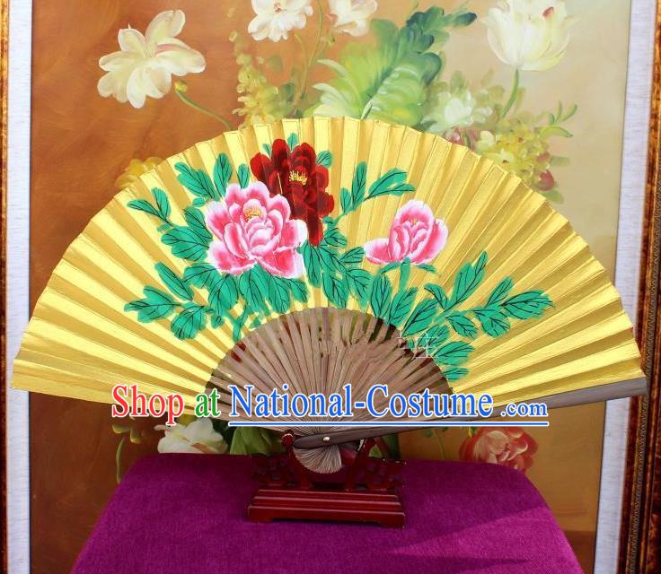 Traditional Chinese Crafts Peking Opera Folding Fan China Sensu Handmade Chinese Painting Peony Golden Paint Fan for Women