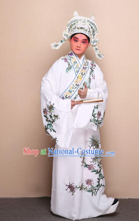 Top Grade Professional Beijing Opera Niche Costume Gifted Scholar White Embroidered Chrysanthemum Robe, Traditional Ancient Chinese Peking Opera Embroidery Clothing