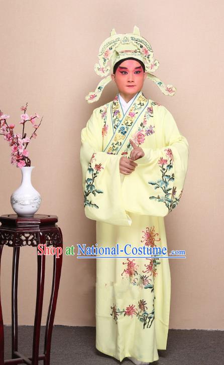 Top Grade Professional Beijing Opera Niche Costume Gifted Scholar Yellow Embroidered Chrysanthemum Robe, Traditional Ancient Chinese Peking Opera Embroidery Clothing