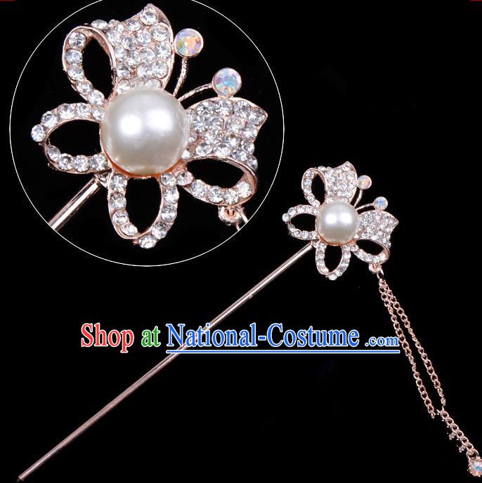 Traditional China Beijing Opera Hua Tan Hair Accessories Crystal Butterfly Hairpin, Ancient Chinese Peking Opera Tassel Step Shake Women Hairpins Diva Temple Kanzashi Headwear