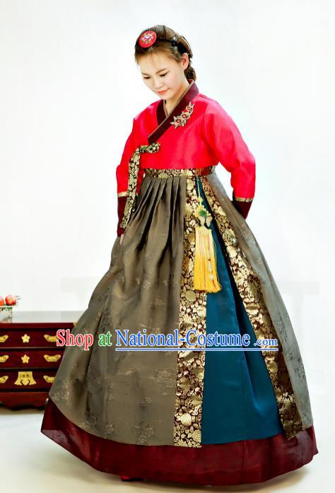 Traditional South Korean Handmade Hanbok Customization Mother Clothing Embroidery Blouse Dress, Top Grade Korea Wedding Royal Hanbok Costume for Women