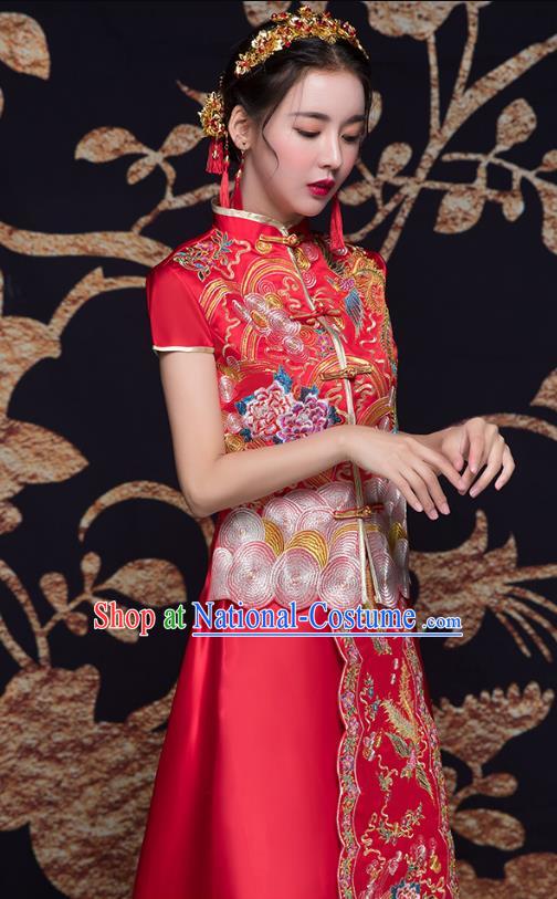 Traditional Chinese Wedding Costumes Traditional Xiuhe Suits Wedding Bride Dress Ancient Chinese bridal hair Accessory Headwear