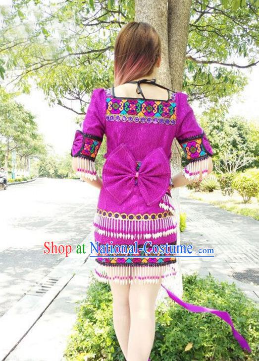 Traditional Chinese Miao Nationality Dancing Costume Hmong Female Folk Dance Ethnic Pleated Skirt Chinese Minority Nationality Embroidery Costume for Women