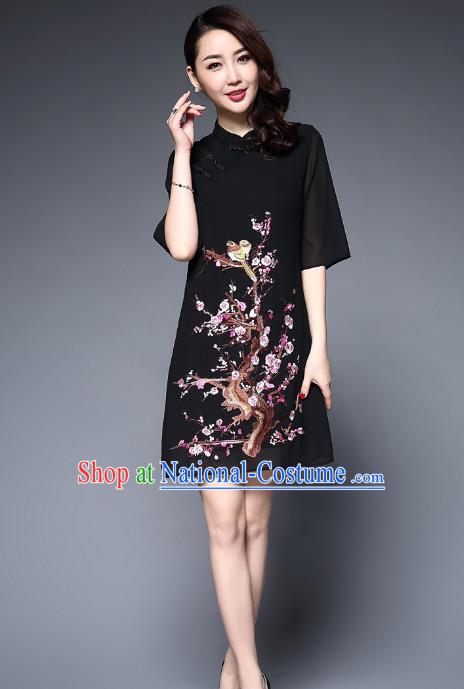 Top Grade Asian Chinese Costumes Classical Embroidery Plum Blossom Short Cheongsam, Traditional China National Black Chirpaur Dress Qipao for Women