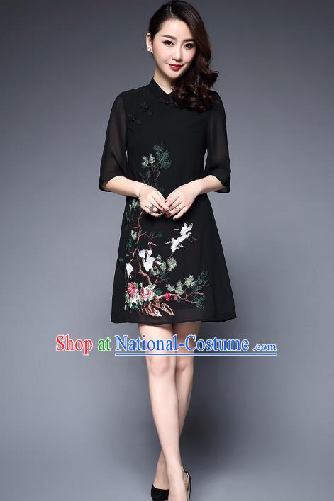 Top Grade Asian Chinese Costumes Classical Embroidery Crane Short Cheongsam, Traditional China National Slant Opening Black Chirpaur Dress Qipao for Women