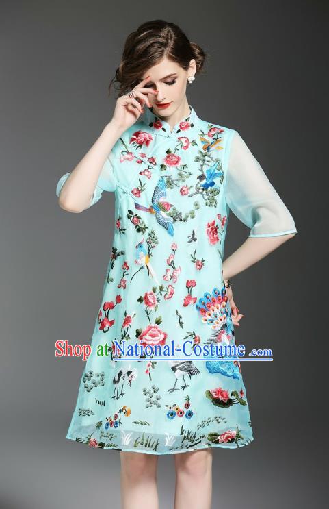 Asian Chinese Oriental Costumes Classical Embroidery Light Blue Cheongsam, Traditional China National Tang Suit Qipao Dress for Women