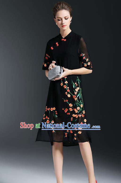 Asian Chinese Oriental Costumes Classical Embroidery Plum Blossom Black Cheongsam, Traditional China National Chirpaur Tang Suit Qipao Dress for Women