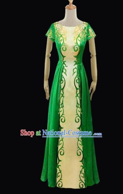 Traditional Chinese Mongol Nationality Dance Costume Female Green Full Dress, Chinese Mongolian Minority Nationality Embroidery Clothing for Women