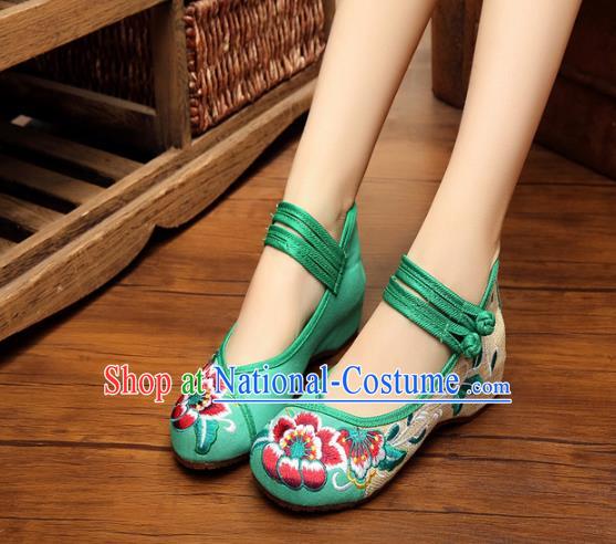 Asian Chinese National Green Embroidered Peony Shoes, Traditional China Princess Shoes Hanfu Embroidery Shoes for Women