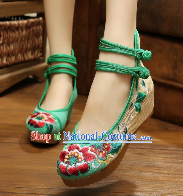 Traditional Chinese National Green Linen Embroidered Peony Shoes, China Princess Shoes Hanfu Embroidery Shoes for Women