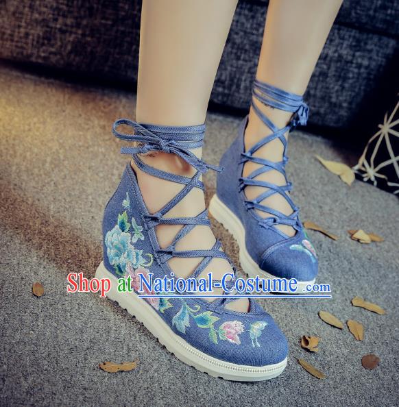 Traditional Chinese National Hanfu Blue Embroidered Shoes, China Princess Embroidery Peony Shoes for Women