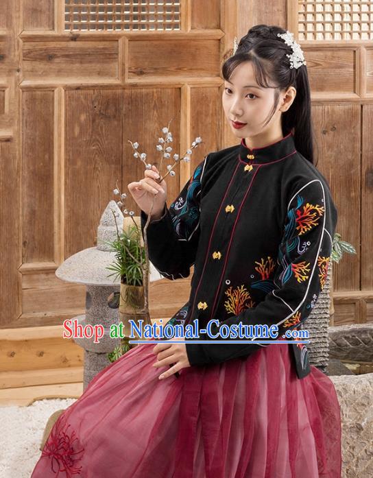 Traditional Chinese Ming Dynasty Nobility Lady Costume Embroidered Blouse and Skirt Complete Set for Women