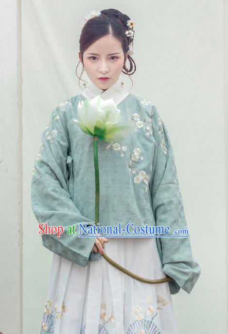 Traditional Chinese Ming Dynasty Palace Lady Costume Ancient Princess Embroidered Green Blouse for Women