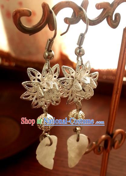 Traditional Chinese Handmade Ancient Princess Hanfu Lotus Eardrop Classical Palace Lady Earrings for Women