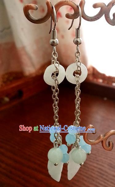 Traditional Chinese Handmade Shell Eardrop Ancient Palace Queen Hanfu Classical Earrings for Women