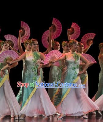 Chinese Traditional Fan Dance Costume Folk Dance Green Dress for Women