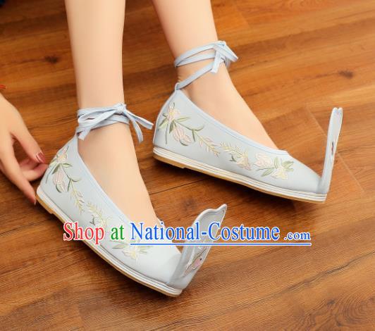 Chinese Ancient Traditional Embroidered Shoes Hanfu Green Cloth Shoes for Women