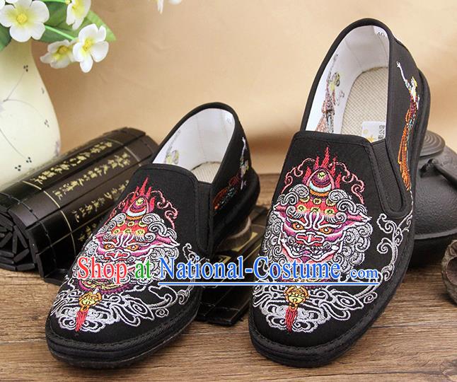 Chinese National Shoes Traditional Black Cloth Shoes Embroidery Kylin Shoes for Men