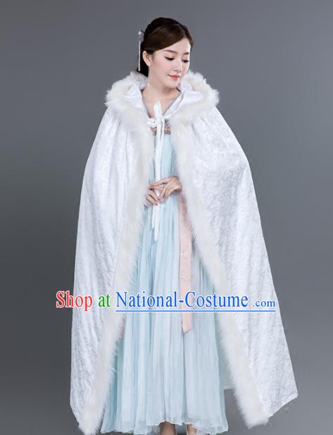 Chinese Traditional Costumes Ancient Princess Hanfu Thicken White Brocade Cloak for Women