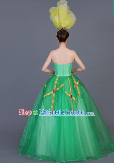 Traditional Chinese Fan Dance Folk Dance Costume Classical Yangko Dance Classical Dance Dress