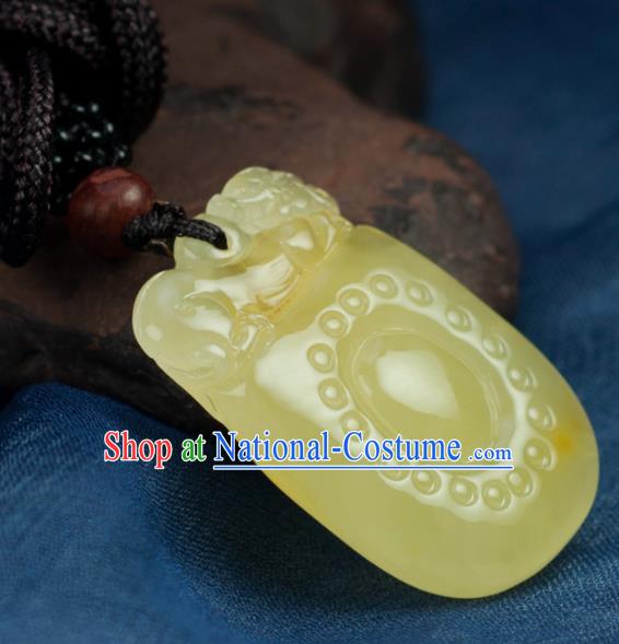 Chinese Traditional Jewelry Accessories Ancient Hanfu Chrysophoron Beeswax Necklace for Women