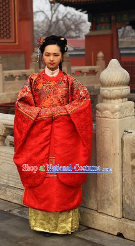 Chinese Traditional Ming Dynasty Empress Wedding Clothing Ancient Queen Embroidered Costumes and Headpiece for Women