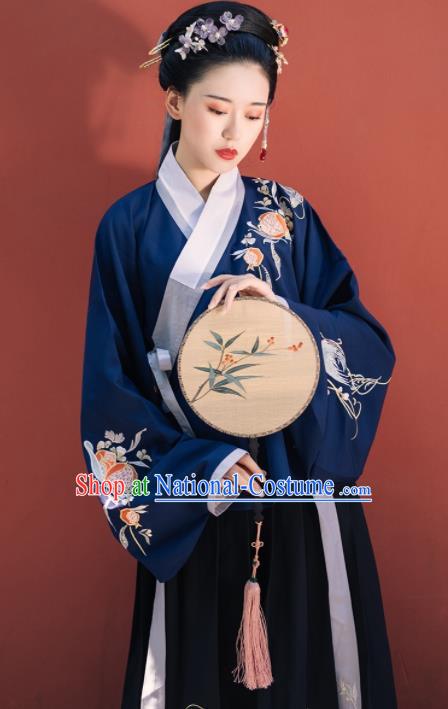 Chinese Ancient Palace Lady Hanfu Ming Dynasty Imperial Concubine Queen Embroidered Historical Costumes